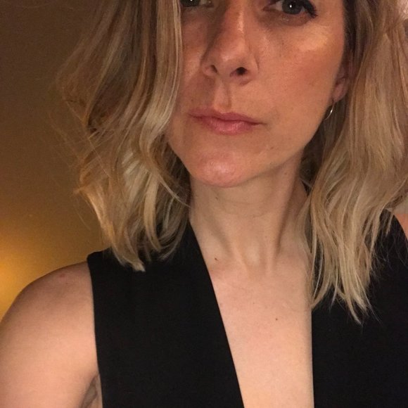 Meg - Picture 1 of 2